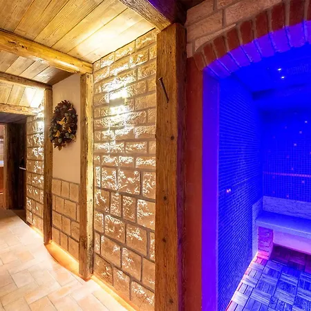 Villa Bonomo Charme Hotel 4*